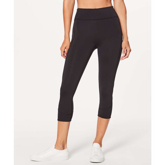 Lululemon In Movement Crop *Everlux 19" Size 4 Black - Picture 1 of 7